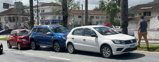 Imagem Acidente de trânsito e engavetamento: decisão reafirma a responsabilidade de quem dá causa à colisão